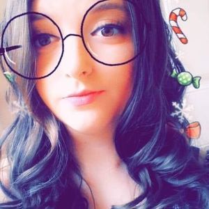 Meet your Posher, Arielle